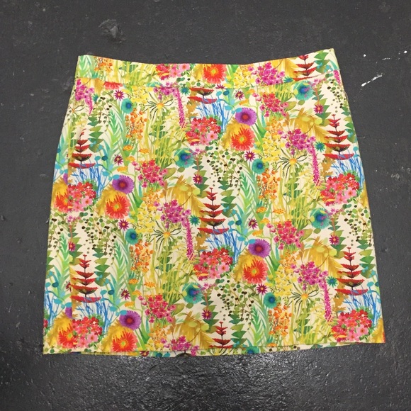 💛J.Crew | 0 | Bright Print Mini Skirt in Liberty Tresco Floral - Picture 3 of 6